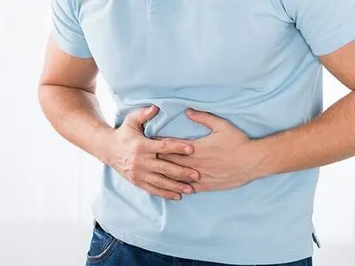 هشدار به مسافران؛ این غذاهای پرطرفدار در سفر شما را بیمار می‌کنند