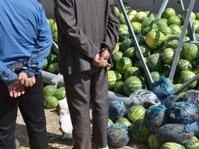 کشف محموله تریاک در بار هندوانه  