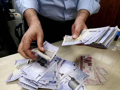معافیتِ روسا و مدیران از رصدِ مزایای میلیونی/ مبارزه با «حقوق نجومی» از اتاق چه کسانی باید آغاز شود؟