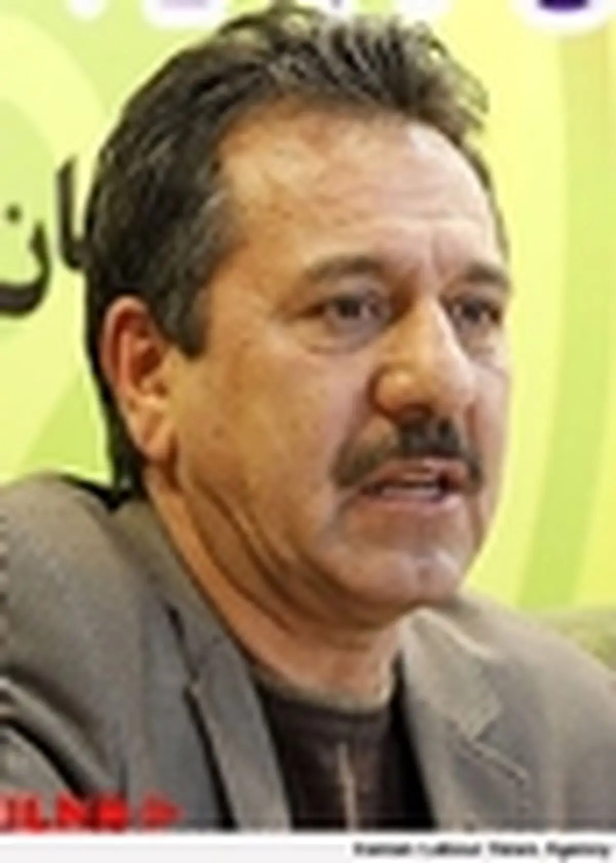خوروش: آقایان دنبال حاشیه‌سازی برای سپاهان هستند / با برنامه جدید سازمان‌لیگ ضرر می‌کنیم