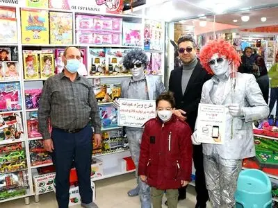 ترویج فرهنگ استفاده از کالای استاندارد توسط مردان نقره‌ای در سرعین و اردبیل / بازرسی از 4 هزار واحد صنفی در قالب طرح ویژه عیدانه در استان 