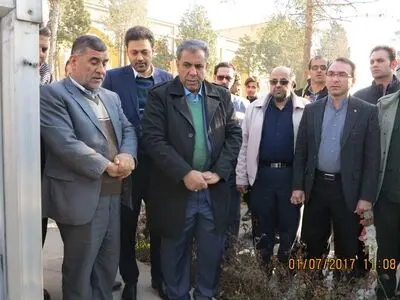 ادای احترام روسای ادارات ری به شهدای قیام 18 دی