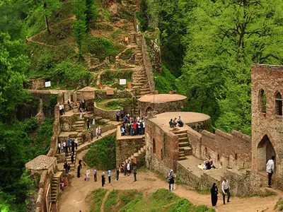 کشف سازه دستکند در قلعه رودخان