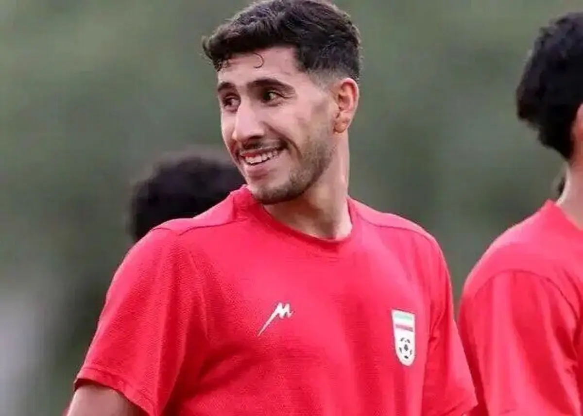 انتقال مدافع پرسپولیس به گل‌گهر رسمی شد (عکس)