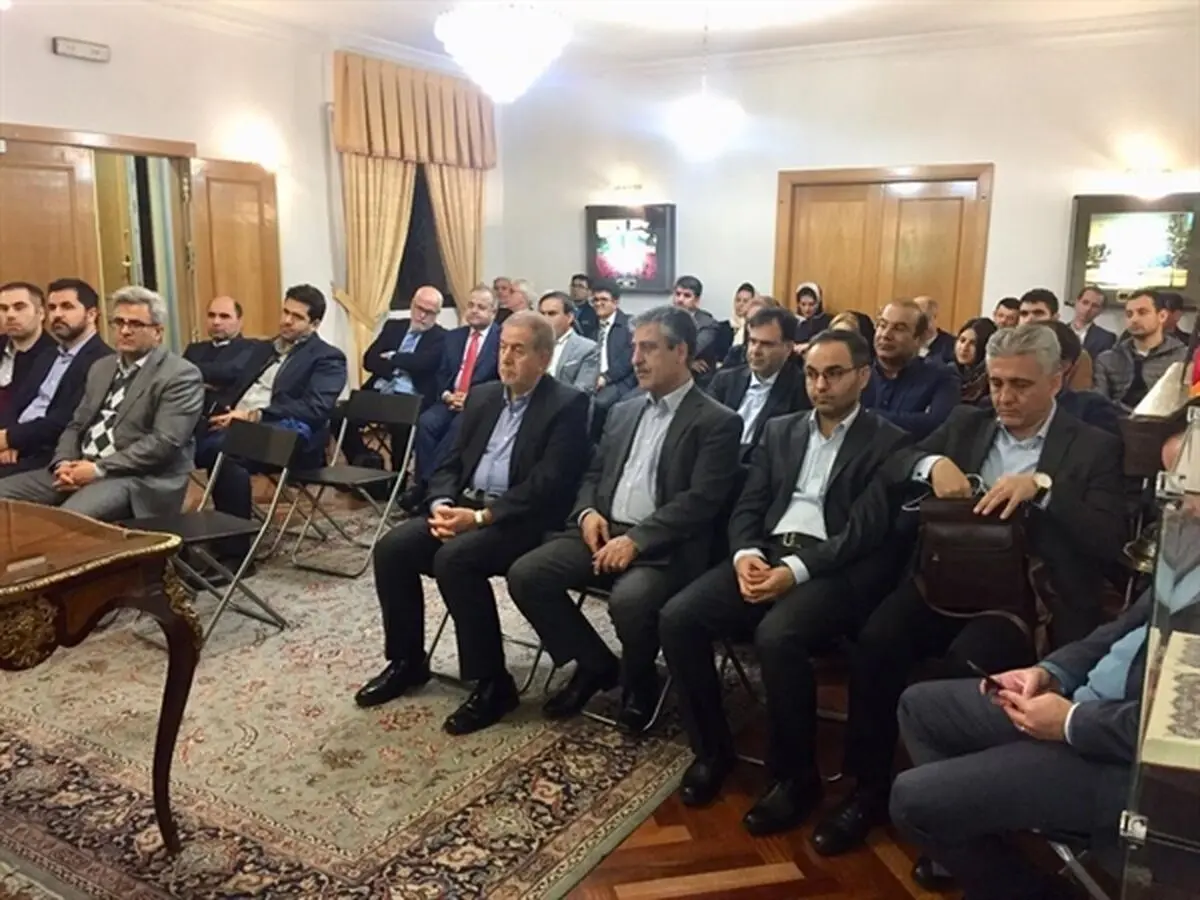 نشست مونسان با تورگردانان و فعالان صنعت گردشگری در مادرید
