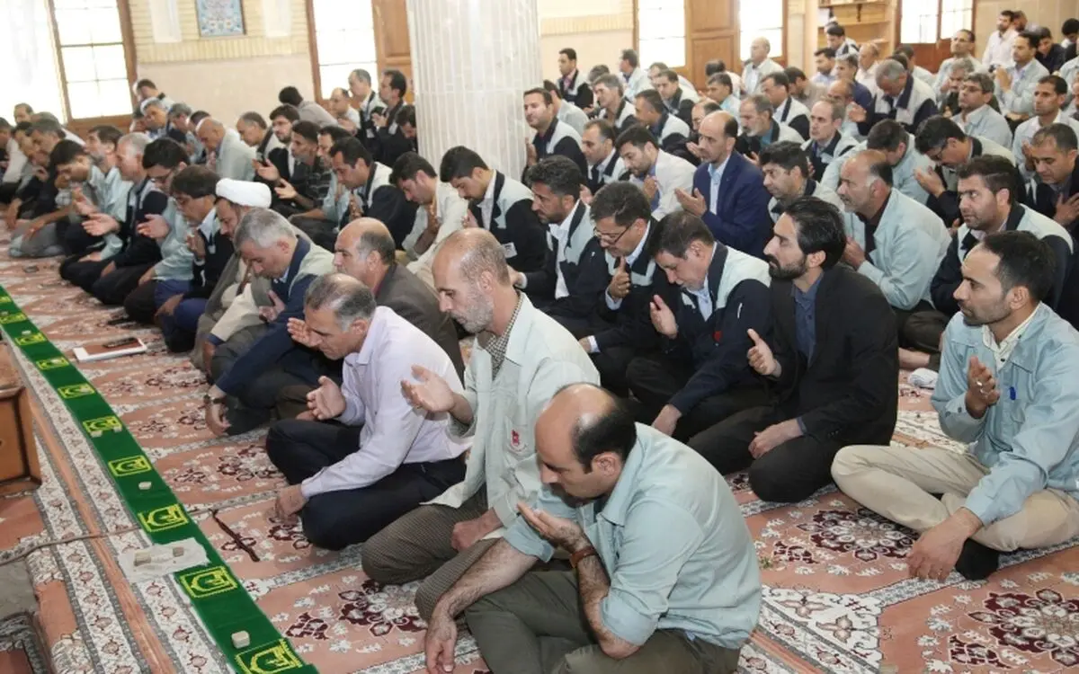برگزاری مراسم سالگرد ارتحال امام خمینی (ره) وگرامیداشت حماسه 15 خرداد در ذوب آهن اصفهان