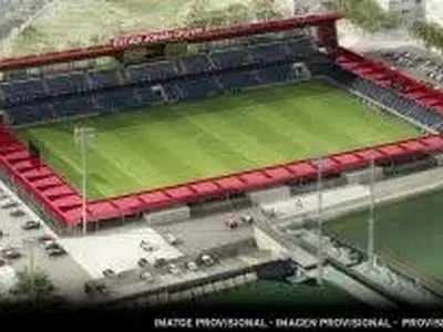 ویدئو: حضور اسطوره در کمپ تمرینی بارسا