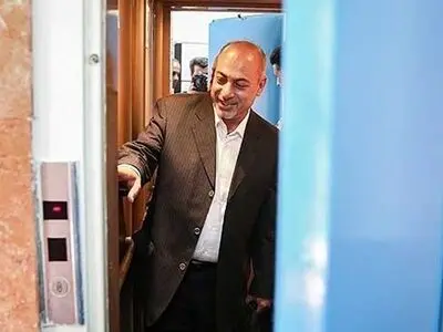 مشکل استقلال افتخاری و ملکی هستند/ فرگوسن هم در این تیم نتیجه نمی‌گیرد