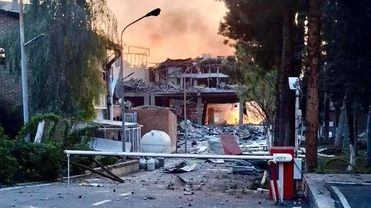 حمله دشمن به ۲۱۰ مرکز بهداشتی و درمانی کشور