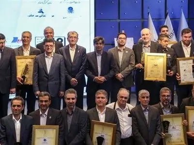 فولاد مبارکه با اتکا به تاب‌آوری، از دل بحران به فرآیند تولید بازگشت/ مدیریت بازار و تولید در اوج رکود جهانی و بحران‌ها