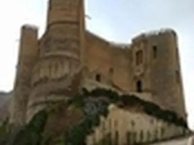 آمار بازدید از قلعه فلک‌الافلاک به مرز ۱۰ هزار نفر رسید