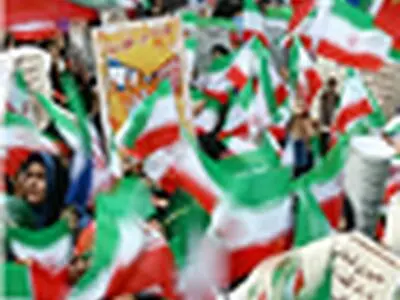 راهپیمایی ۱۳ آبان در تهران آغاز شد