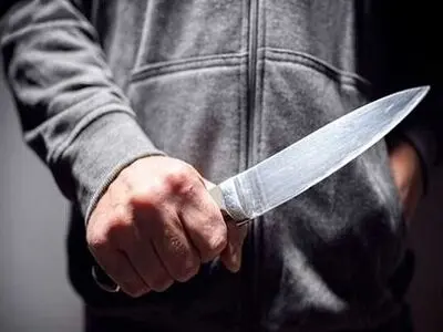 مزاحمت برای یک زن و قطع انگشتان دست شوهرش