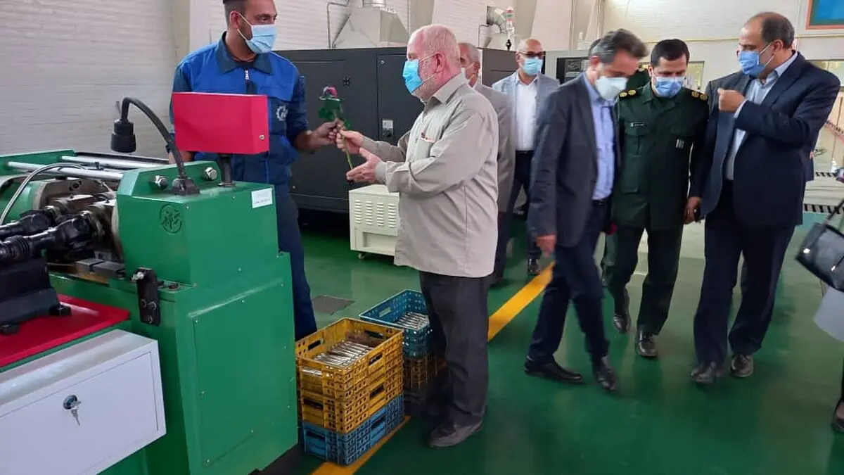 رسیدگی به مشکلات جامعه کارگری باید اولویت دولت و مجلس باشد/ کارگران مشکلات معیشتی و درمان دارند/ کرونا بیشترین فوتی‌ها و خسارت مالی را به کارگران وارد کرده است