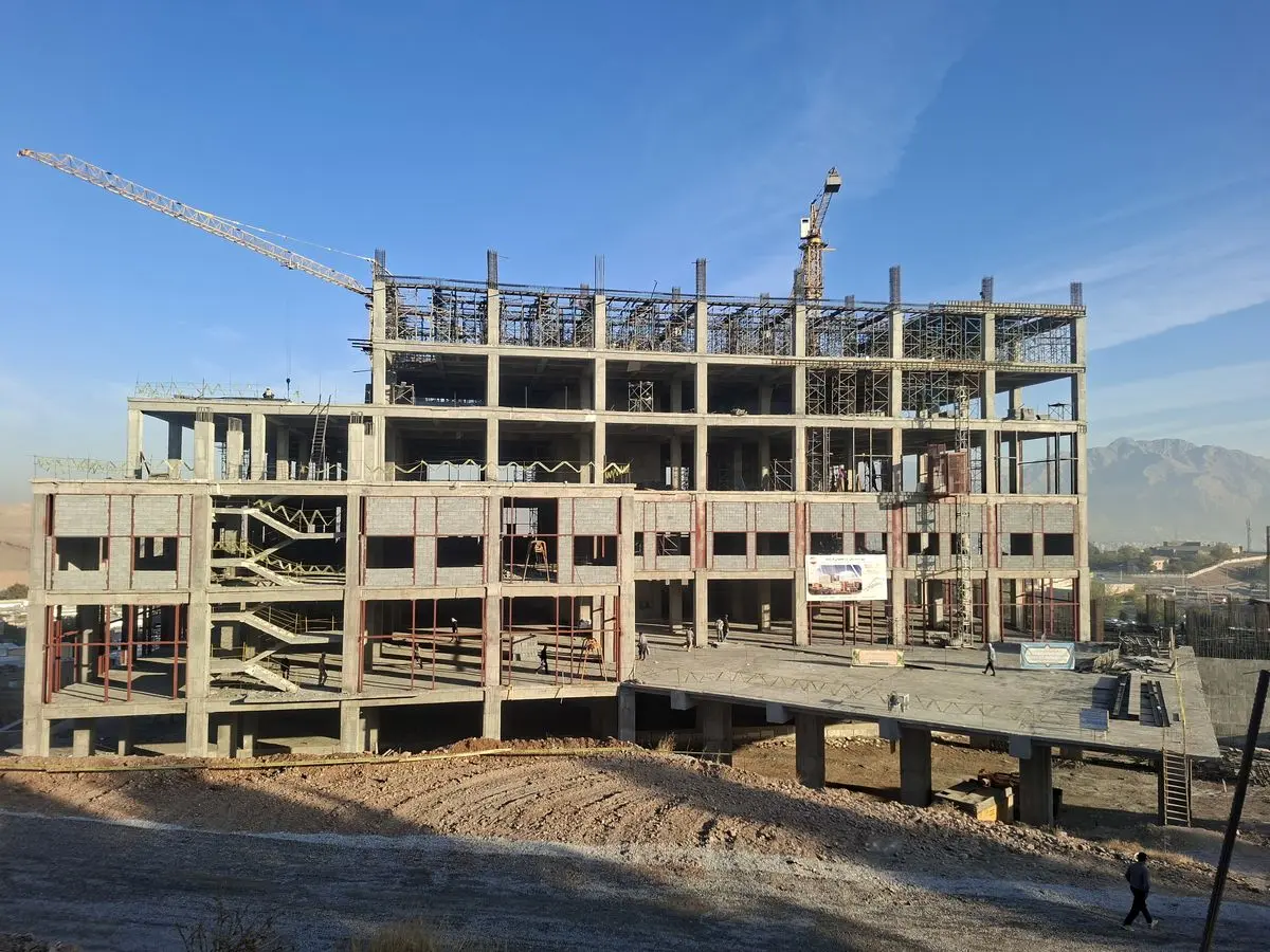 پیشرفت ۷۰ درصدی بیمارستان ۵۵۰ تخت‌خوابی کرمانشاه