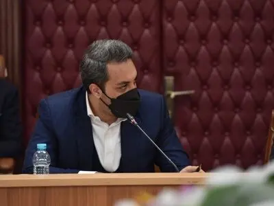 برخی بخشنامه‌های بانک مرکزی ترمز صادرات را کشیده است/ صادرات اسیر تصمیمات خلق الساعه و غیر کارشناسی است