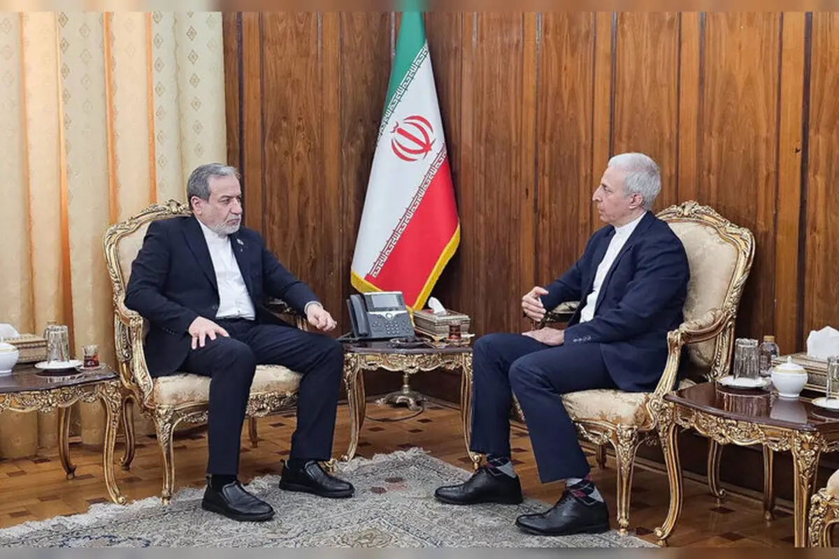 دیدار سرکنسول ایران در گوانجو با عراقچی