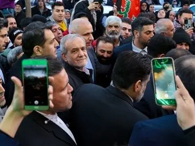 حضور سرزده رئیس‌جمهور پزشکیان در یکی از محلات شهرستان رباط کریم