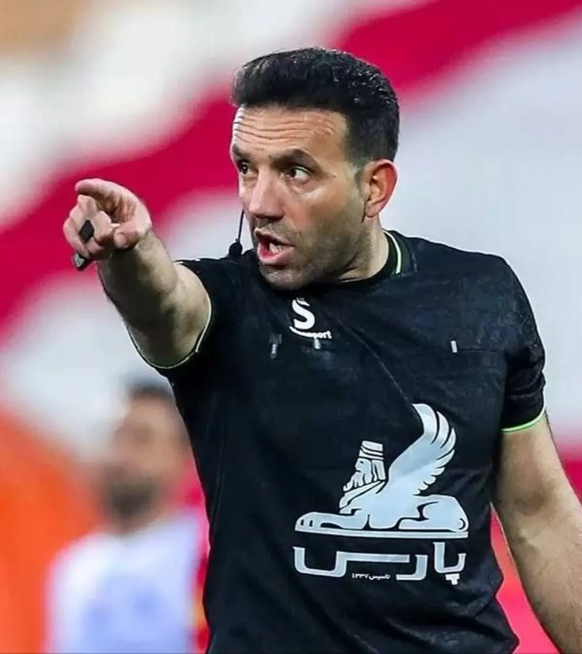 دربی استقلال و پرسپولیس، با مردی که همه از آن متنفر هستند