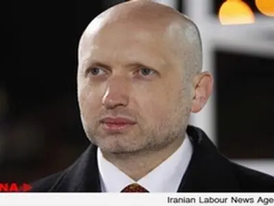 جدایی مناطق شرقی حرکت به سمت پرتگاه است