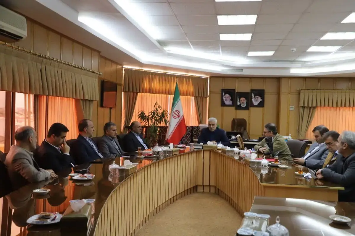 خداحافظی ایرج عاشوری با اداره کل مالی / کریمی سرپرست دفتر بازرسی شد