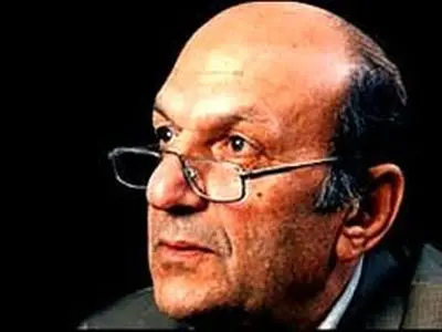 حق شناس، ریل زبان‌شناسی را بنیان نهاد 