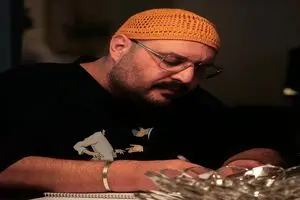 باید زیر چتر وطن بمانیم/ فیلم ساختیم تا زندگی را تمرین کنیم