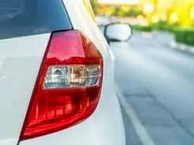 علت روشن نشدن چراغ ترمز خودرو چیست؟