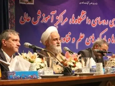 گزینش‌های سیاسی به کاربردی بودن دانشگاه‌ها لطمه می‌زند
