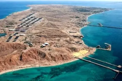 در صورت پیاده کردن نیرو، خارک به گورستان کماندوهای آمریکا تبدیل می‌شود/ جنگ به واسطه ابتکارات ایران از کنترل دشمن خارج شده است