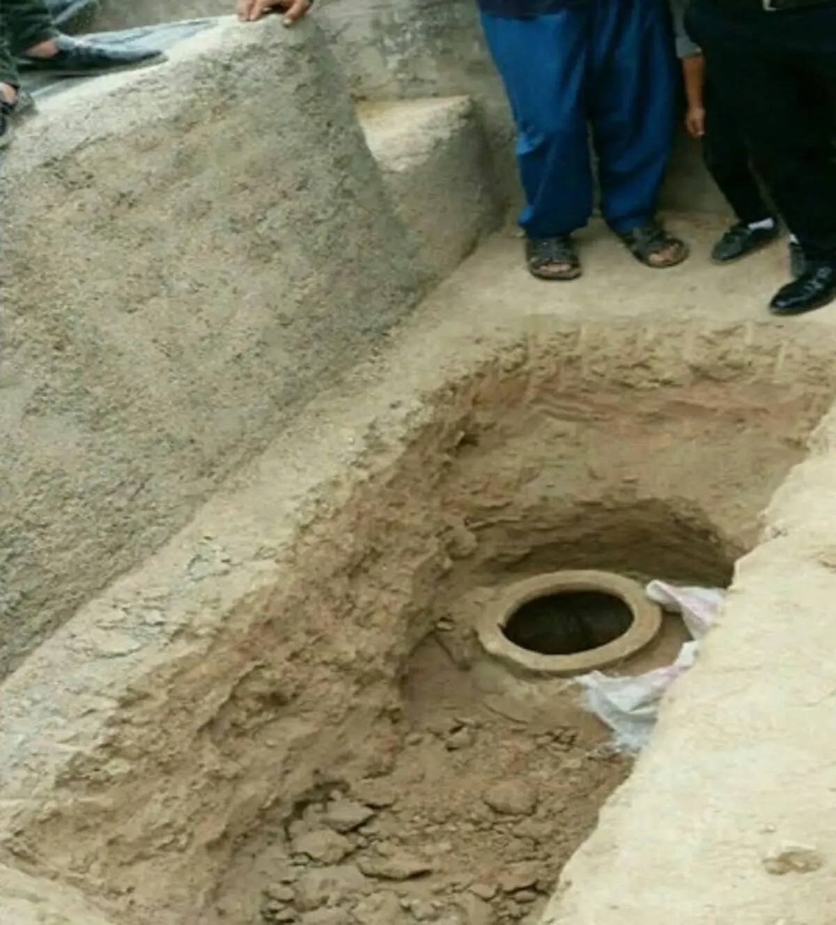 خمره مرمت شده اشکانی به شهرستان قرچک بازمی‌گردد 