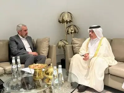 در حاشیه اجلاس اقتصادهای نوظهور در عربستان؛ رایزنی های دوجانبه وزرای اقتصادی ایران و قطر انجام شد