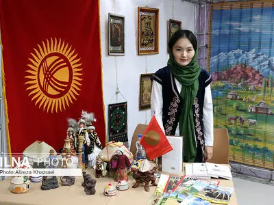 زبان فارسی کامل‌ترین زبان دنیاست/ ایرانی‌ها اهل دعوا نیستند/ زمان برای ایرانی‌ها اهمیتی ندارد