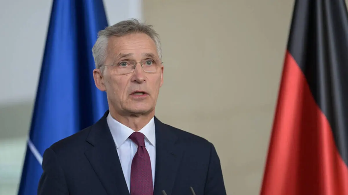 Stoltenberg opposes the creation of a European army
