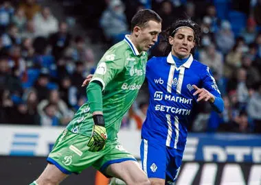 همه نگاه‌ها به روسیه: استقلال یا پرسپولیس رکورد نقل و انتقالات را می‌شکنند