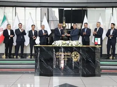 پنج سال همراهی پتروشیمی بوعلی سینا با بازار سرمایه؛ شفافیت، بهره‌وری و توسعه پایدار در مسیر رشد مستمر