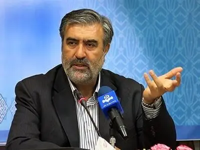 دشمن در پی بن‌بست نمایی در اذهان جوانان است
