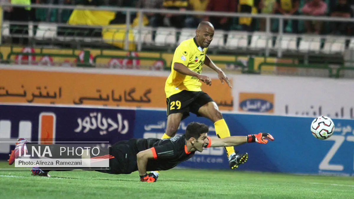 توافق گسترش فولاد با مهاجم سپاهان