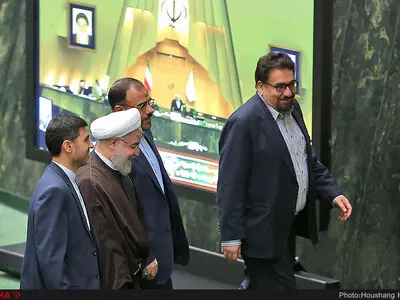 دولت درباره وزیر نیرو به جمع‌بندی رسیده است / مسؤلان عالی‌ نظام درباره وزیر علوم حساس هستند