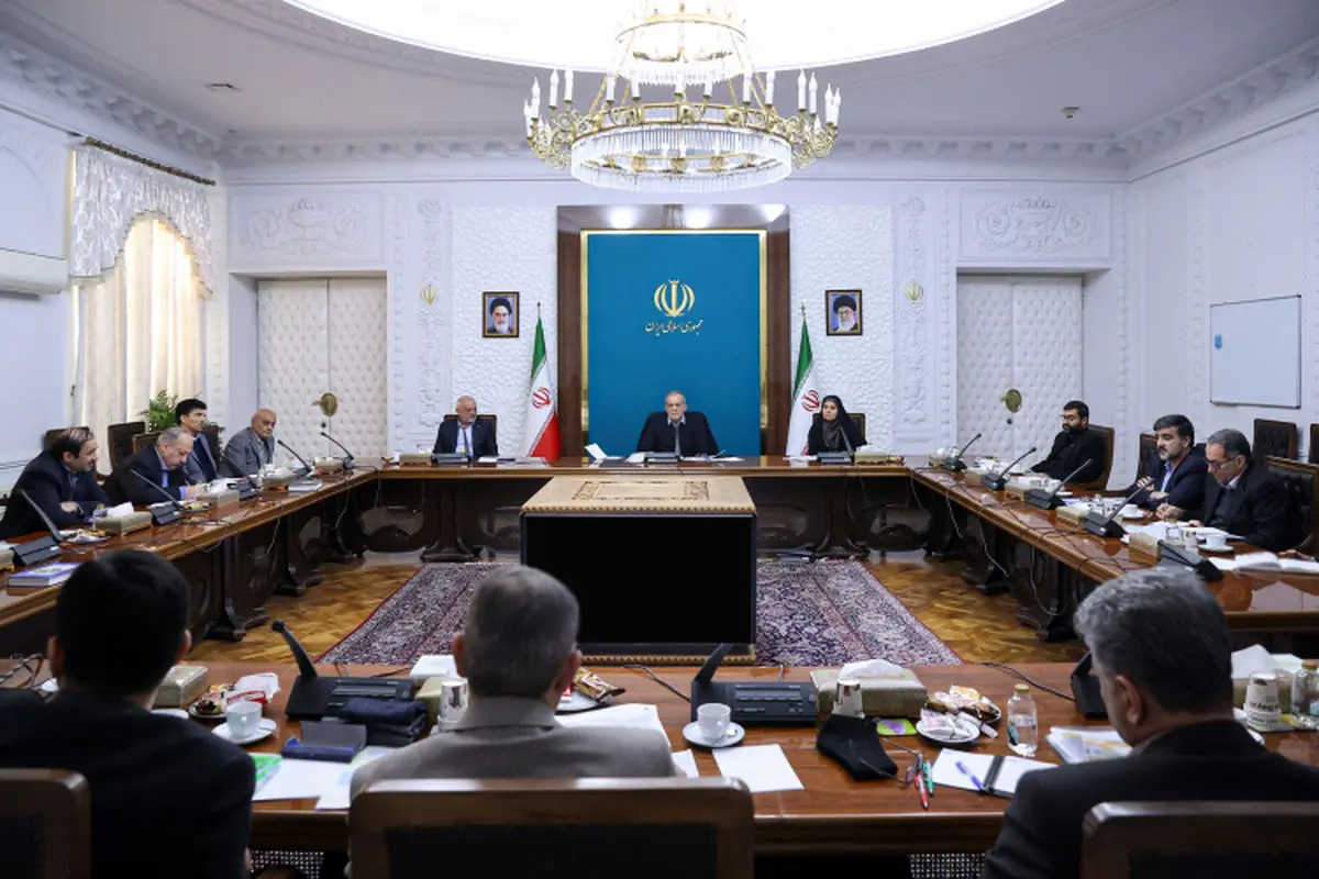 مبارزه با قاچاق سوخت باید از سرمنشأهای اصلی آغاز شود