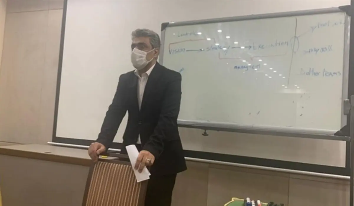 دیدار صمیمانه مدیرعامل باشگاه سایپا با اعضای تیم فوتبال بزرگسالان