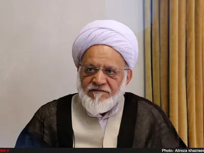 باید به اقتصاد داخلی بیش از جذب سرمایه خارجی بپردازیم/رهنمودهای رهبری در مورد اقتصاد مقاومتی روی زمین نماند