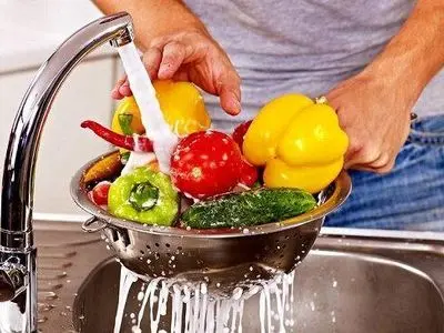 بهترین روش ضدعفونی کردن سبزیجات چیست؟