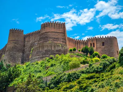 قلعه فلک‌الافلاک در حمله هوایی امروز آسیب ندیده است