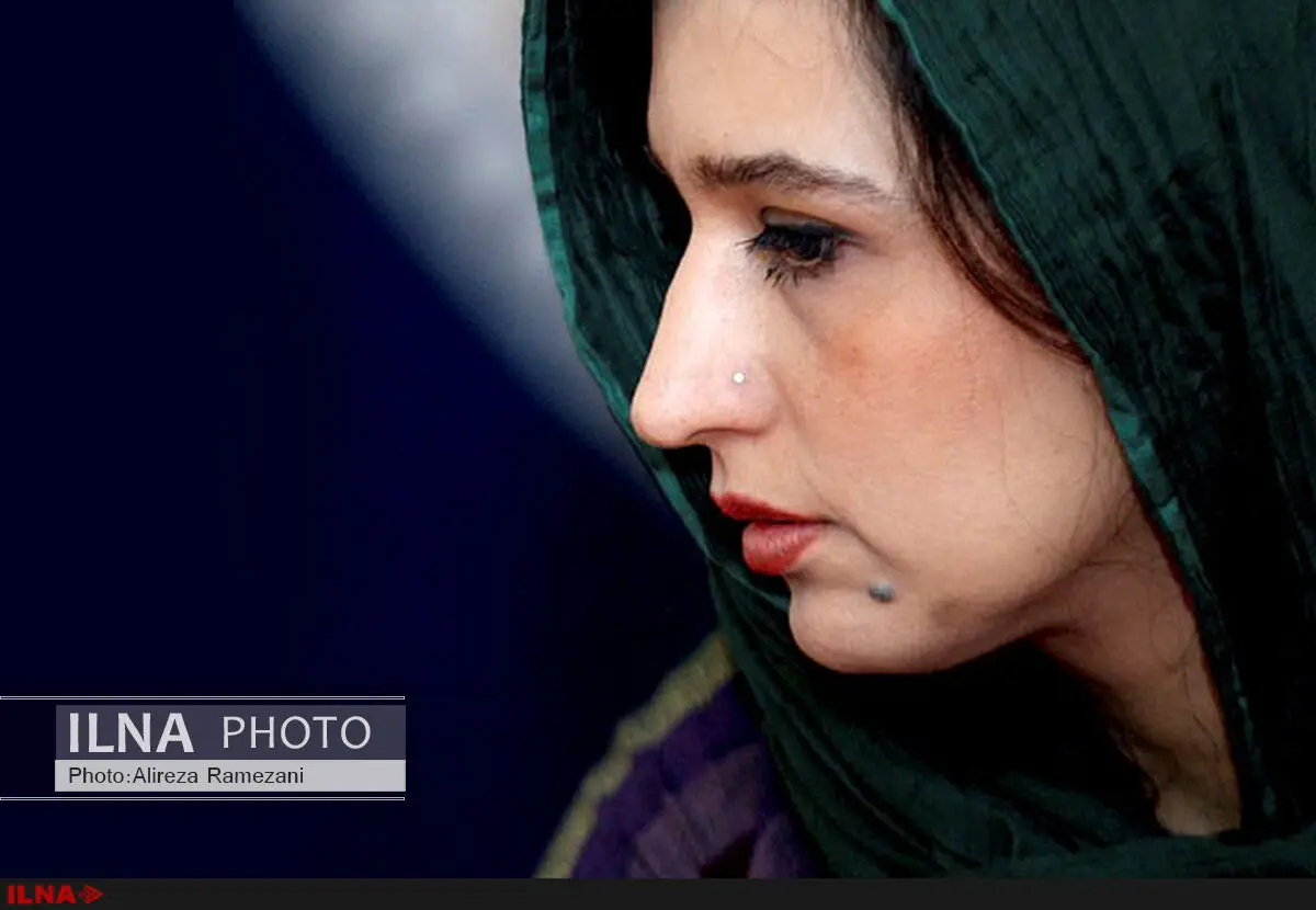 تشییع پیکر دنیا فنی‌زاده از خانه سینما