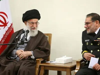  قائد الثورة یعیّن شمخاني مستشارا سیاسیا له وعضوا في مجمع تشخیص مصلحة النظام