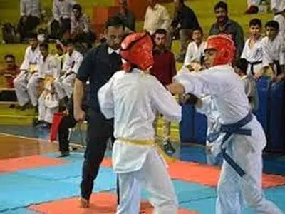 قهرمانی تیم خمین در مسابقات کاراته کشور