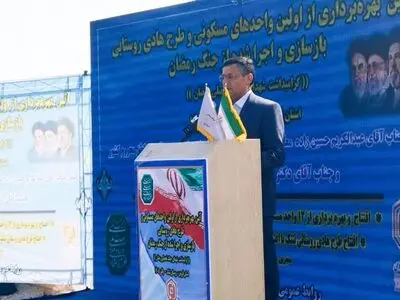 در بازسازی خانه‌های روستای تتنک خیرین مشارکت کردند