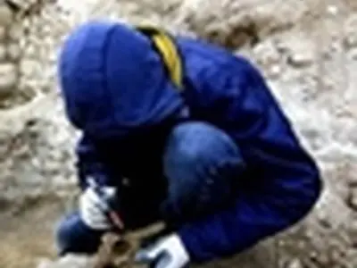 کشف آثار دوران اشکانی اطراف سد مشمپا