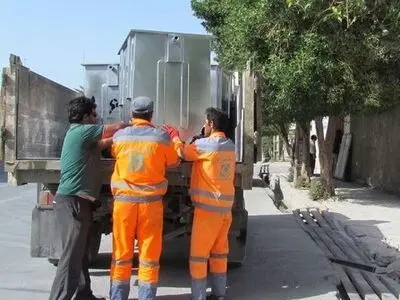 ساماندهی مخازن 700 لیتری گالوانیزه برای جمع‌آوری زباله در ارومیه